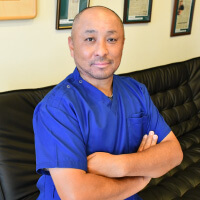清水治療院院長　清水克彦
